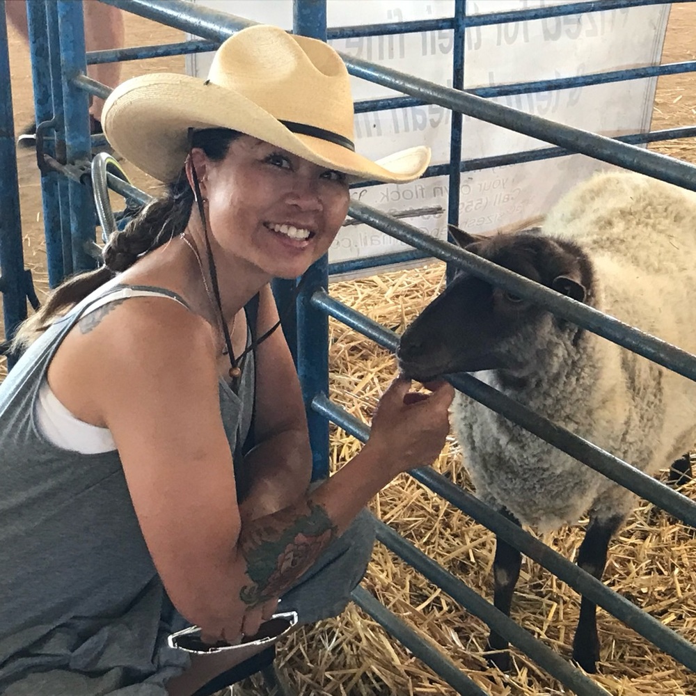 Meet your Posher, Christina